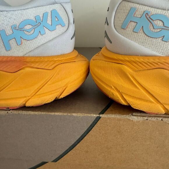 Hoka One One Arahi 6 Sunset Orange/White Women Running Sneakers- SZ 6.5 B - Picture 12 of 13